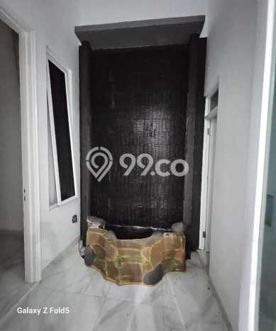 Rumah di , 4 KT, Area Strategis, LT 170m2m² Bangunan 225m2m² Rumah di , 4 KT, Area Strategis, LT 170m2m² Bangunan 225m2m²