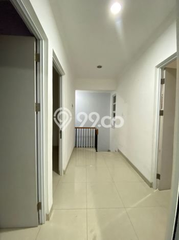 Rumah Mewah LB 125m2 Siap Pakai Desain Elegan di Grand Wisata, Bekasi Rumah Mewah LB 125m2 Siap Pakai Desain Elegan di Grand Wisata, Bekasi
