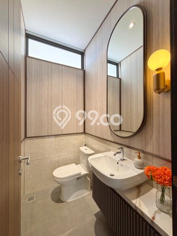 Hunian Elit LB 260m2 Siap Pakai Desain Elegan di Grand Wisata, Bekasi Hunian Elit LB 260m2 Siap Pakai Desain Elegan di Grand Wisata, Bekasi