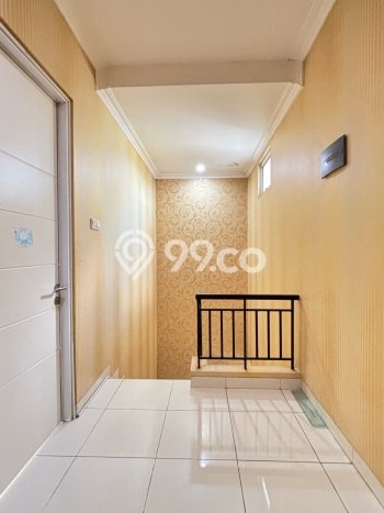Disewakan! Rumah 3 Kamar Tidur &
3 Kamar Mandi di Grand Wisata, Bekasi Disewakan! Rumah 3 Kamar Tidur &
3 Kamar Mandi di Grand Wisata, Bekasi