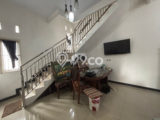 Rumah Modern 4 KT di Karang Satria Bekasi Semi Furnished Rumah Modern 4 KT di Karang Satria Bekasi Semi Furnished