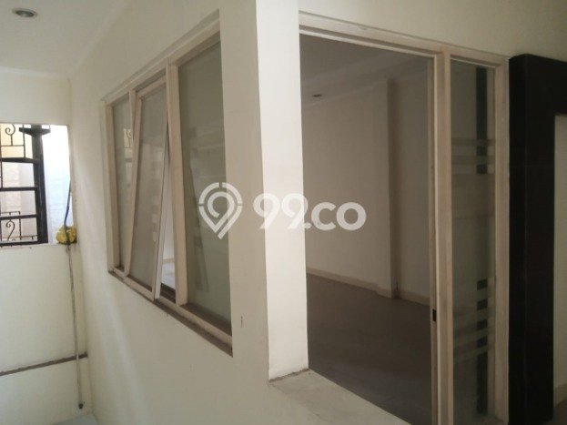 Area Ramai! Ruko Dijual di Duren Sawit untuk Bisnis Luas Bangunan 207m2 Area Ramai! Ruko Dijual di Duren Sawit untuk Bisnis Luas Bangunan 207m2