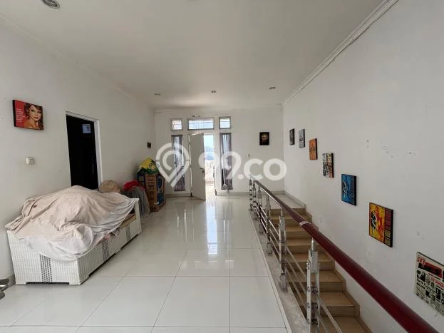 Rumah Elit Modern Tanpa Renovasi di Grand Wisata Bekasi Rumah Elit Modern Tanpa Renovasi di Grand Wisata Bekasi