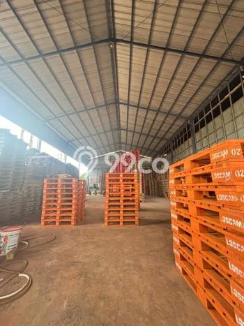 Area Ramai! Gudang Dijual di Mustikajaya untuk Bisnis Luas Bangunan 1000m2 Area Ramai! Gudang Dijual di Mustikajaya untuk Bisnis Luas Bangunan 1000m2