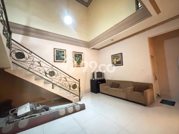 Rumah Elit LB 320m2 Siap Huni Desain Elegan di Grand Wisata, Bekasi Rumah Elit LB 320m2 Siap Huni Desain Elegan di Grand Wisata, Bekasi