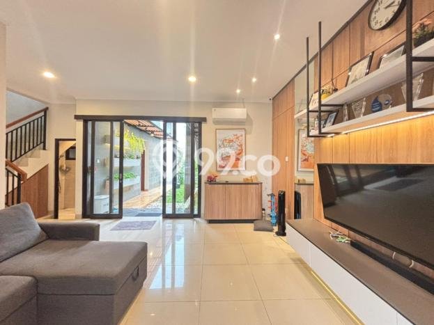 Rumah Luas Asri 3 KT Siap Huni di Grand Wisata Bekasi Rumah Luas Asri 3 KT Siap Huni di Grand Wisata Bekasi