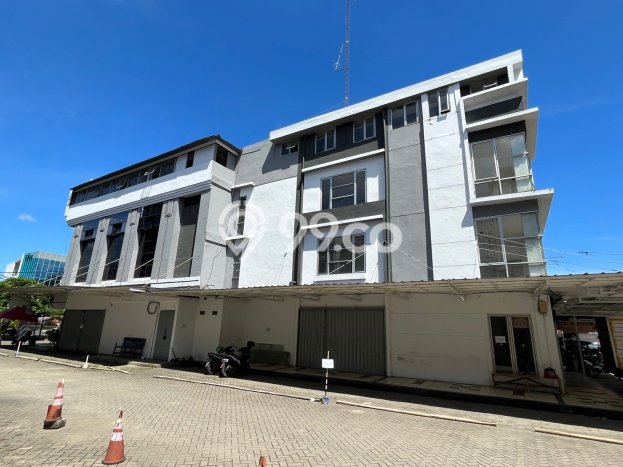 Area Ramai! Ruko Dijual di Bekasi Selatan untuk Bisnis Luas Bangunan 1008m2 Area Ramai! Ruko Dijual di Bekasi Selatan untuk Bisnis Luas Bangunan 1008m2