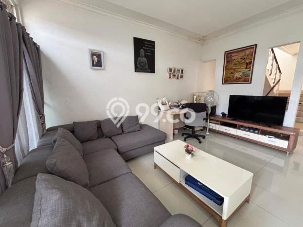 Rumah Elit Modern Tanpa Renovasi di Grand Wisata Bekasi Rumah Elit Modern Tanpa Renovasi di Grand Wisata Bekasi