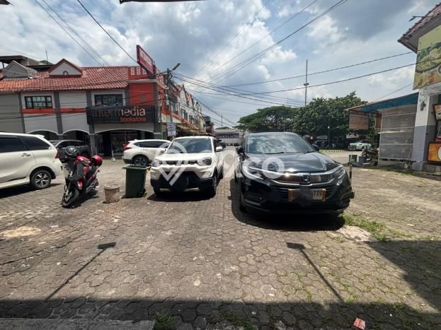 For Rent Ruko Kawasan , Luas 200m2m², Area Potensial For Rent Ruko Kawasan , Luas 200m2m², Area Potensial