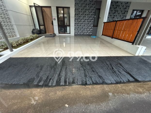 Jual Rumah Mewah Elegan Dengan View Cantik di Grand Wisata, Bekasi Jual Rumah Mewah Elegan Dengan View Cantik di Grand Wisata, Bekasi