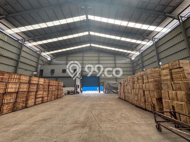 Gudang untuk Disewa di Pusat Bekasi Luas Bangunan 2000m2 Gudang untuk Disewa di Pusat Bekasi Luas Bangunan 2000m2