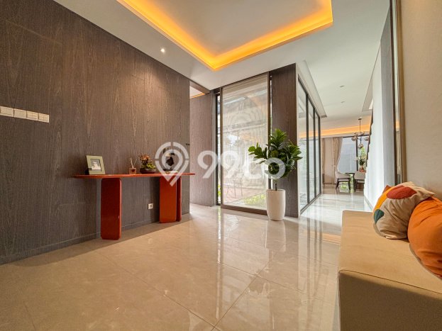 Hunian Elit LB 260m2 Siap Pakai Desain Elegan di Grand Wisata, Bekasi Hunian Elit LB 260m2 Siap Pakai Desain Elegan di Grand Wisata, Bekasi