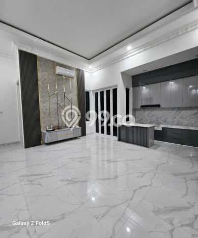 Rumah di , 4 KT, Area Strategis, LT 170m2m² Bangunan 225m2m² Rumah di , 4 KT, Area Strategis, LT 170m2m² Bangunan 225m2m²