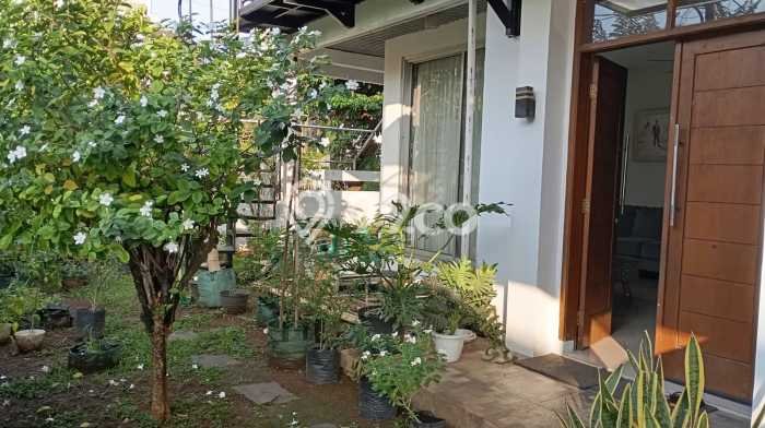 Rumah Mewah LB 160m2 Siap Pakai Desain Elegan di Kemang Pratama, Bekasi Rumah Mewah LB 160m2 Siap Pakai Desain Elegan di Kemang Pratama, Bekasi