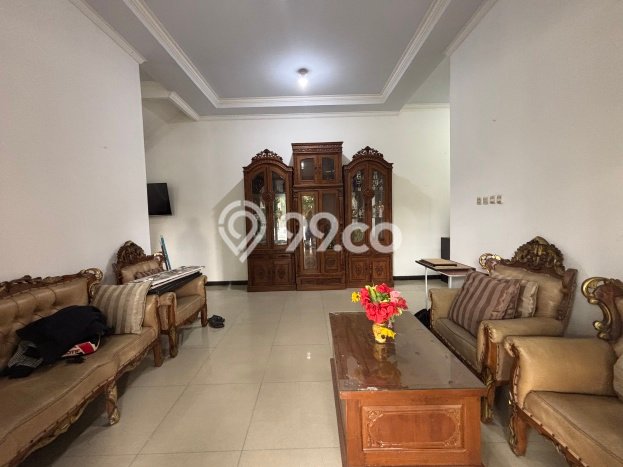 Rumah Modern 4 KT di Karang Satria Bekasi Semi Furnished Rumah Modern 4 KT di Karang Satria Bekasi Semi Furnished
