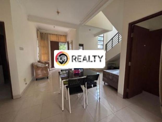 SPECIAL OFFER! Rumah Nyaman area Grand Wisata, Luas 180m² Bangunan 125m² SPECIAL OFFER! Rumah Nyaman area Grand Wisata, Luas 180m² Bangunan 125m²