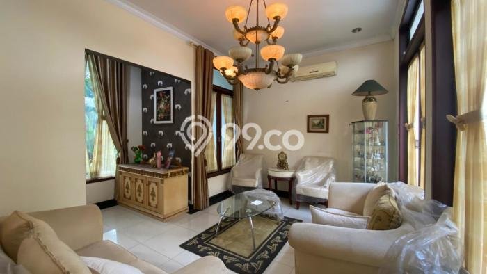 Rumah Luxury Modern Siap Huni di Grand Wisata Bekasi Rumah Luxury Modern Siap Huni di Grand Wisata Bekasi