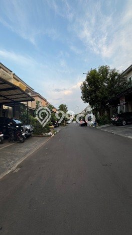 Disewakan Rumah Murah di Grand Wisata Bekasi dengan 3 Kamar Tidur Disewakan Rumah Murah di Grand Wisata Bekasi dengan 3 Kamar Tidur
