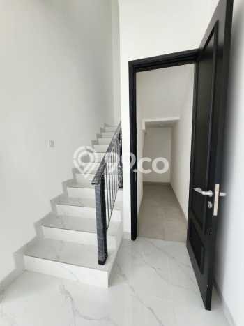 RECOMMENDED! Rumah di , 3 KM, Lokasi Strategis, Luas 200m2m² LB 274m2m² RECOMMENDED! Rumah di , 3 KM, Lokasi Strategis, Luas 200m2m² LB 274m2m²