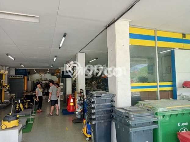 Area Ramai! Ruko Dijual di Denpasar Timur untuk Bisnis Luas Bangunan 792m2 Area Ramai! Ruko Dijual di Denpasar Timur untuk Bisnis Luas Bangunan 792m2