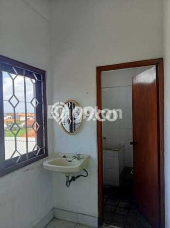 Area Ramai! Ruko Dijual di Denpasar Timur untuk Bisnis Luas Bangunan 792m2 Area Ramai! Ruko Dijual di Denpasar Timur untuk Bisnis Luas Bangunan 792m2