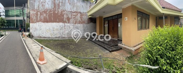 Siap Huni Hunian Elit 5 Kamar di Menteng Dekat ke Mana Pun Siap Huni Hunian Elit 5 Kamar di Menteng Dekat ke Mana Pun
