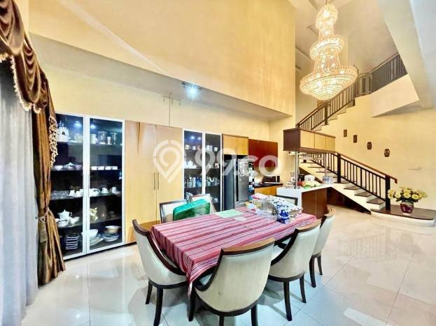 Dijual Rumah Premium dengan Fasilitas Sekitar Lengkap di Menteng, Jakarta Pusat Dijual Rumah Premium dengan Fasilitas Sekitar Lengkap di Menteng, Jakarta Pusat