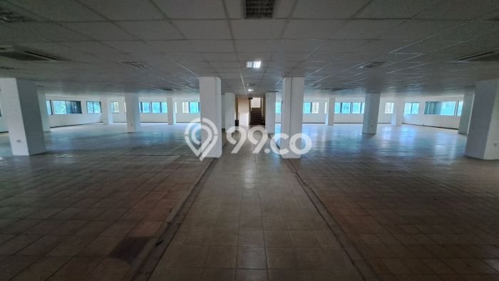 Unit Kantor disewakan di Menteng Jakarta Pusat dengan LT 2500m2 / LB 4000m2 Unit Kantor disewakan di Menteng Jakarta Pusat dengan LT 2500m2 / LB 4000m2