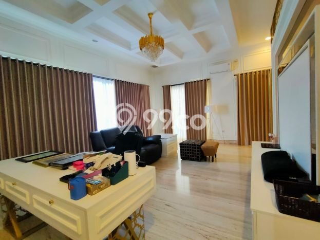 Rumah Strategis di Cempaka Putih, Akses ke Cempaka Putih, Jakarta Pusat, Jakarta Pusat - 4 KT Rumah Strategis di Cempaka Putih, Akses ke Cempaka Putih, Jakarta Pusat, Jakarta Pusat - 4 KT