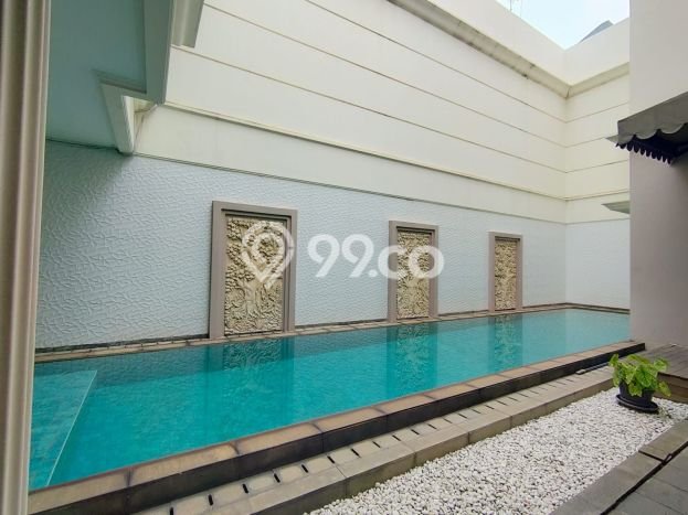 Hunian Mewah LB 770m2 Siap Huni Desain Elegan di Sunter, Jakarta Utara Hunian Mewah LB 770m2 Siap Huni Desain Elegan di Sunter, Jakarta Utara