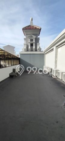 LOKASI STRATEGIS! Ruko di Kelapa Gading, Luas 396m², Area Komersial, Jalan Utama LOKASI STRATEGIS! Ruko di Kelapa Gading, Luas 396m², Area Komersial, Jalan Utama
