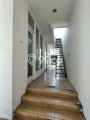Rumah Elit Modern Tanpa Renovasi di Sunter Jakarta Utara Rumah Elit Modern Tanpa Renovasi di Sunter Jakarta Utara