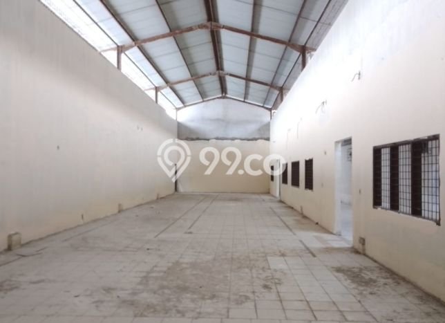 Gudang Disewa di Bekasi dengan LB 5333m2 Area Komersial Ramai Gudang Disewa di Bekasi dengan LB 5333m2 Area Komersial Ramai