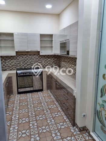 Dijual Rumah Luas Megah Dengan View Eksklusif di Sunter, Jakarta Utara Dijual Rumah Luas Megah Dengan View Eksklusif di Sunter, Jakarta Utara