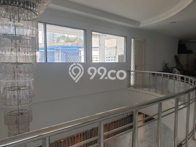 Dijual Rumah Mewah Elegan Dengan View Eksklusif di Sunter, Jakarta Utara Dijual Rumah Mewah Elegan Dengan View Eksklusif di Sunter, Jakarta Utara