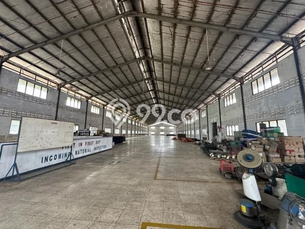 Lokasi Strategis! Dijual Gudang Bisnis di Karawaci, Tangerang Kondisi Bagus Lokasi Strategis! Dijual Gudang Bisnis di Karawaci, Tangerang Kondisi Bagus