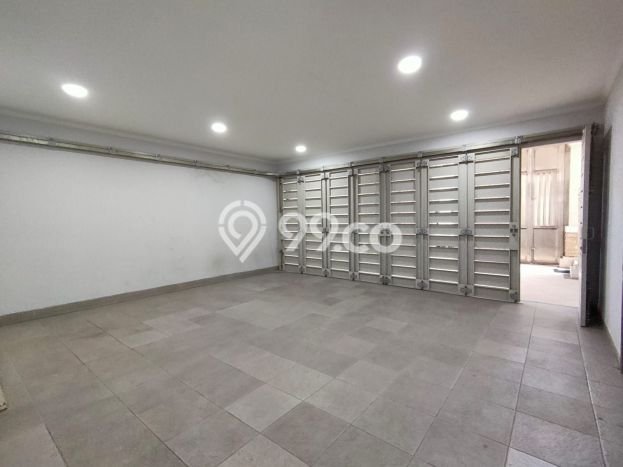 Ready to Use! Luxury House LT 255m2 Desain Modern di Sunter Ready to Use! Luxury House LT 255m2 Desain Modern di Sunter