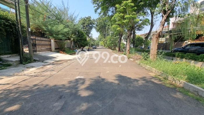 LOKASI STRATEGIS! Tanah di Sunter, Luas 180m², Pinggir Jalan Utama LOKASI STRATEGIS! Tanah di Sunter, Luas 180m², Pinggir Jalan Utama