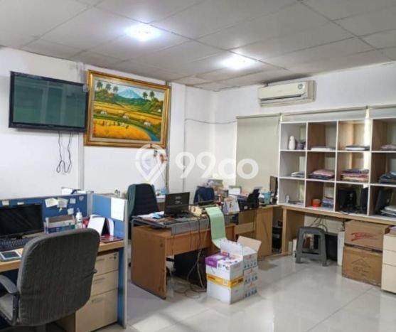Unit Gudang Dijual di Jakarta Utara LT 333m2 & LB 333m2 Unit Gudang Dijual di Jakarta Utara LT 333m2 & LB 333m2