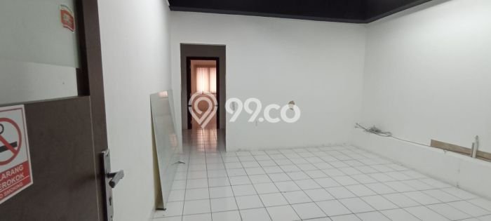 Ruko Dijual di Kelapa Gading LT 72m2, LB 288m2 untuk Investasi Ruko Dijual di Kelapa Gading LT 72m2, LB 288m2 untuk Investasi