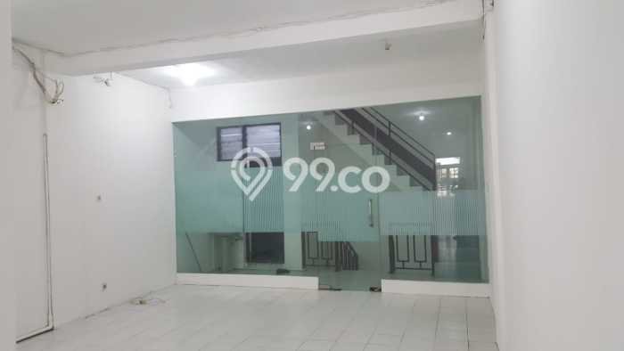 Ruko Dijual di Jakarta Utara LT 110m2 & LB 220m2 Lokasi Terbaik! Ruko Dijual di Jakarta Utara LT 110m2 & LB 220m2 Lokasi Terbaik!