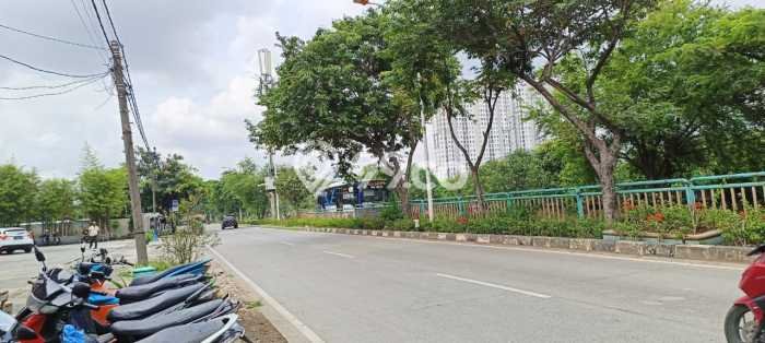 Gudang Area Komersial di Sunter, Luas 520m², Jalan Utama Gudang Area Komersial di Sunter, Luas 520m², Jalan Utama