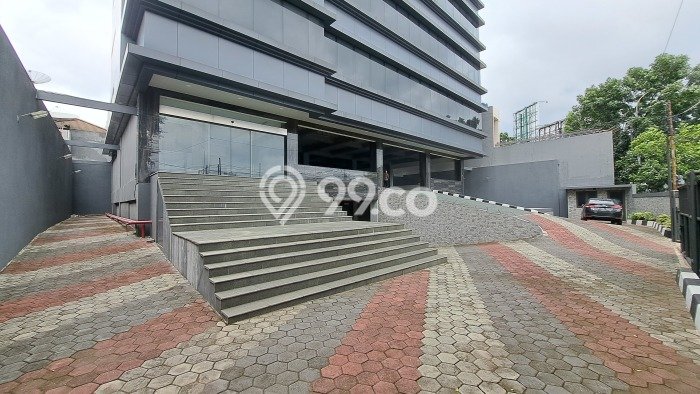 Unit Kantor Dijual di Jakarta Selatan LT 956m2 & LB 4000m2 Unit Kantor Dijual di Jakarta Selatan LT 956m2 & LB 4000m2