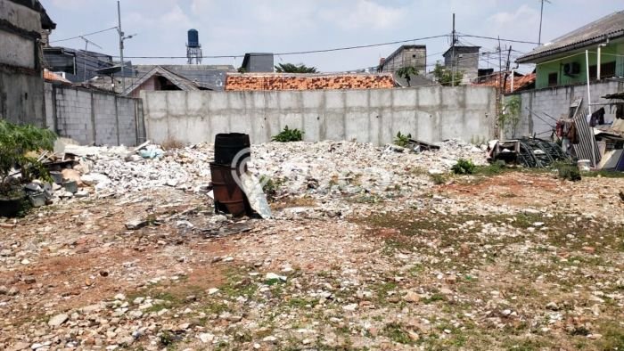 Tanah Investasi Dijual di Jakarta Pusat Punya Luas 922m2 Tanah Investasi Dijual di Jakarta Pusat Punya Luas 922m2