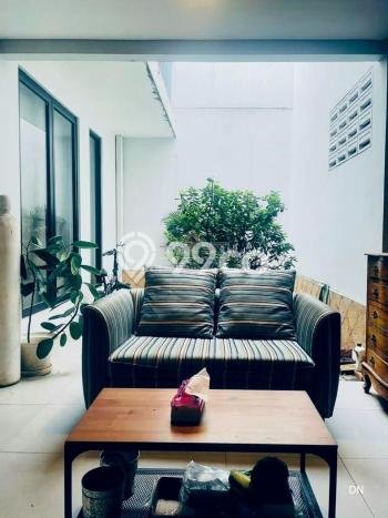 Ready to Use! Luxury House LT 180m2 Desain Elegan di Rempoa Ready to Use! Luxury House LT 180m2 Desain Elegan di Rempoa