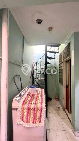 SEGERA MILIKI! Rumah area Bintaro, Tangerang Selatan, LT 135m² Bangunan 180m² SEGERA MILIKI! Rumah area Bintaro, Tangerang Selatan, LT 135m² Bangunan 180m²
