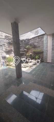 For Sale! Luxury House LT 180m2 Desain Elegan di Sektor 5 - Bintaro For Sale! Luxury House LT 180m2 Desain Elegan di Sektor 5 - Bintaro
