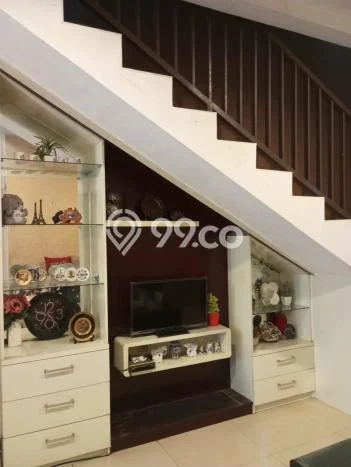 For Sale Rumah 4 Kamar Lokasi Strategis Bagus dan Strategis di Ciputat Timur For Sale Rumah 4 Kamar Lokasi Strategis Bagus dan Strategis di Ciputat Timur