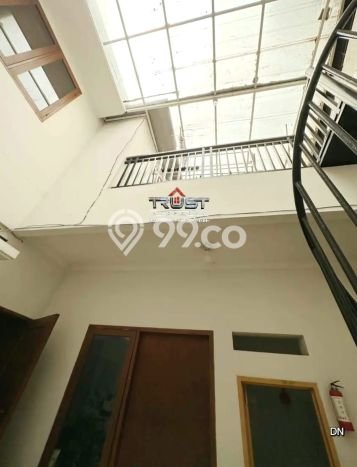 Hunian Mewah LB 300m2 Siap Huni Desain Elegan di Bintaro, Tangerang Selatan Hunian Mewah LB 300m2 Siap Huni Desain Elegan di Bintaro, Tangerang Selatan