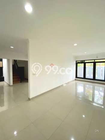 Hunian Cantik Modern Lb 200m2 di Ciledug, Tangerang Hunian Cantik Modern Lb 200m2 di Ciledug, Tangerang